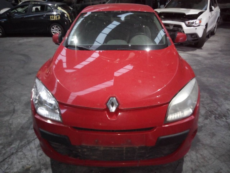 renault megane iii berlina 5 p del año 2009