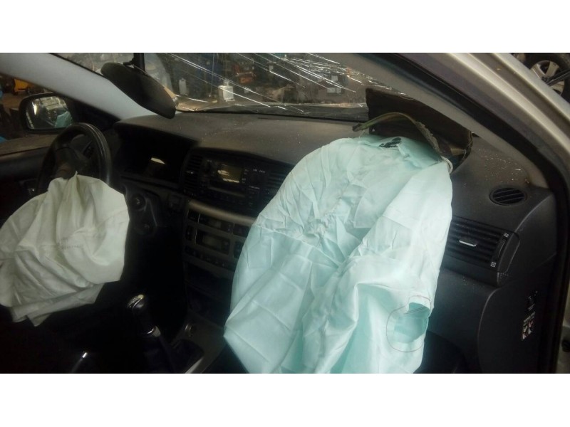 toyota corolla (e12) del año 2005