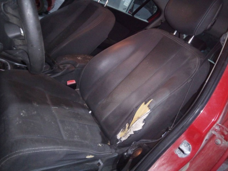 renault megane iii berlina 5 p del año 2009