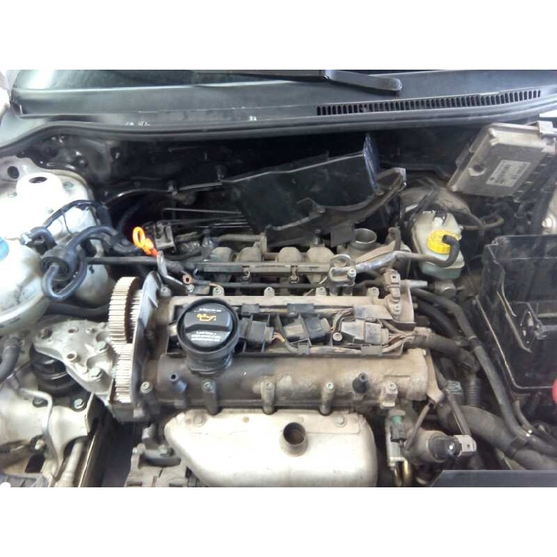 seat ibiza (6l1) del año 2004