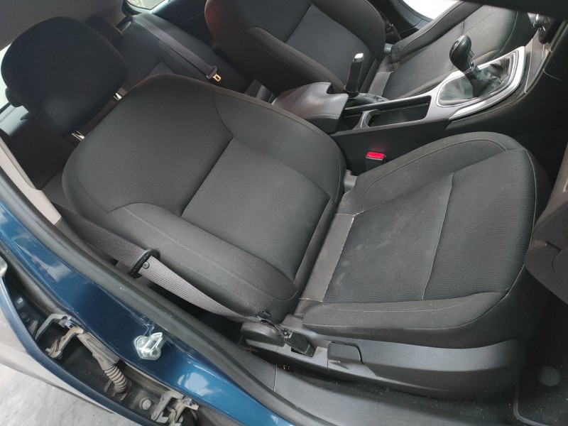 opel insignia berlina del año 2013