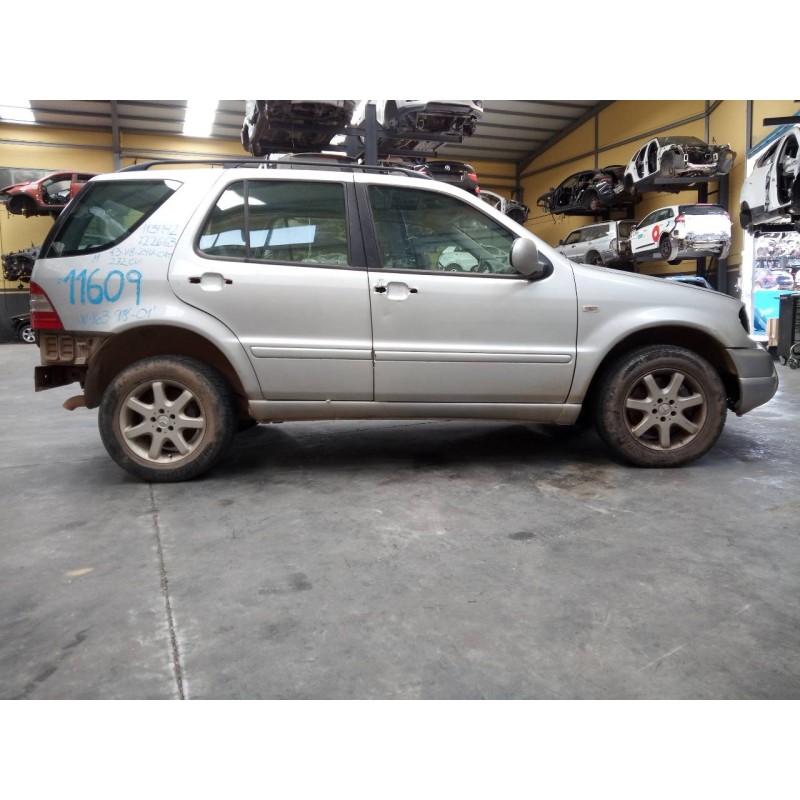 mercedes-benz clase m (w163) del año 1999