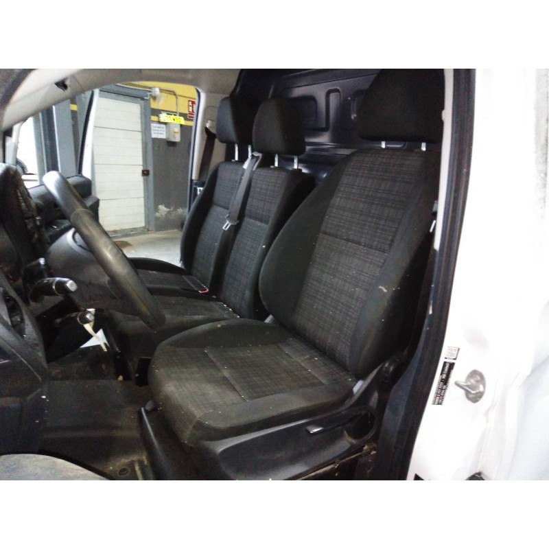 mercedes-benz vito mixto (447) del año 2020