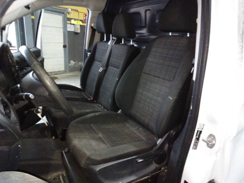 mercedes-benz vito mixto (447) del año 2020