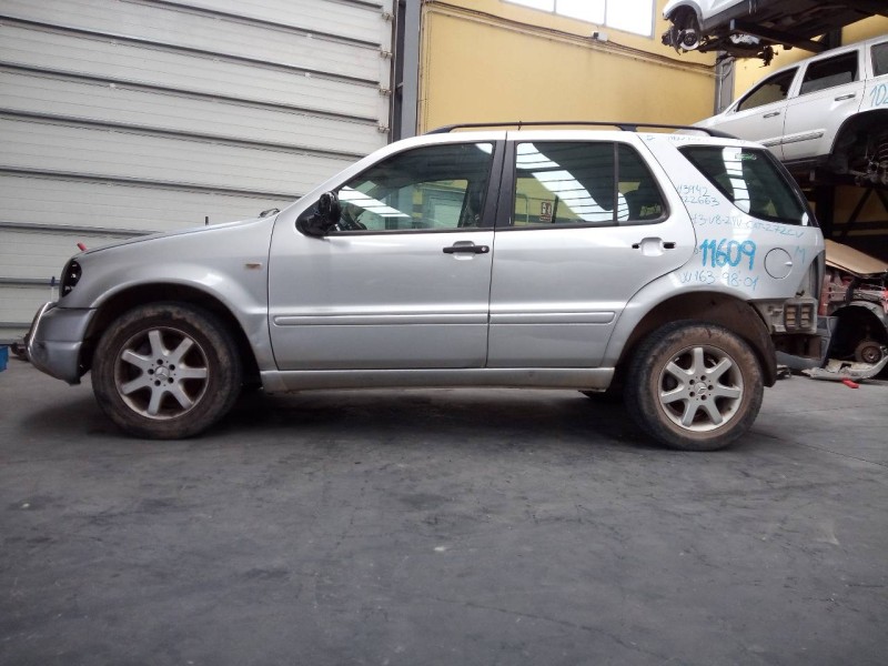 mercedes-benz clase m (w163) del año 1999