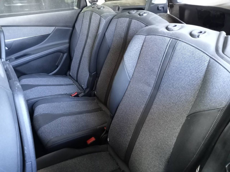 peugeot 5008 del año 2019