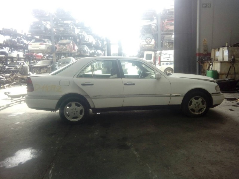 mercedes-benz clase c (w202) berlina del año 1994