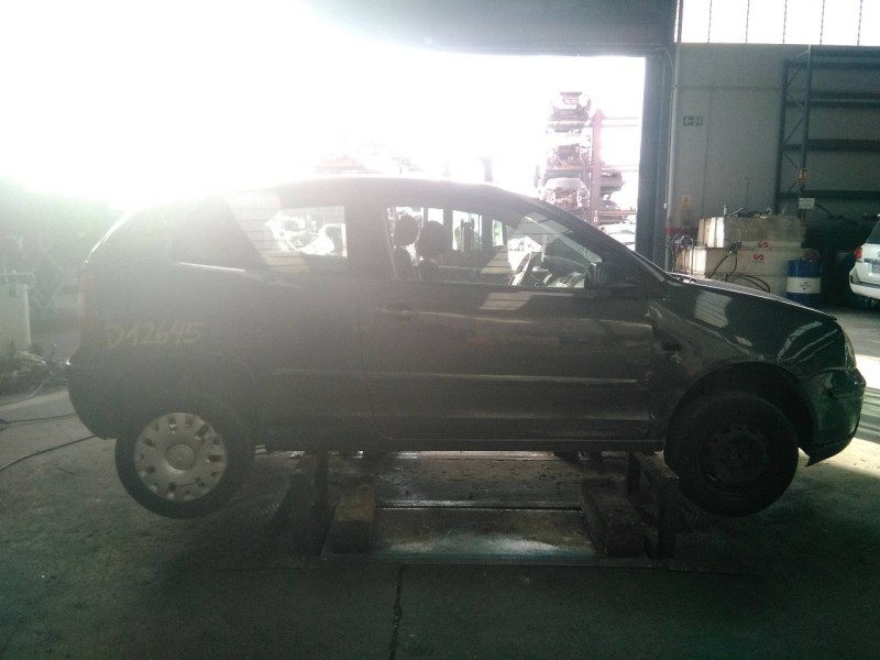 volkswagen polo (9n1) del año 2003