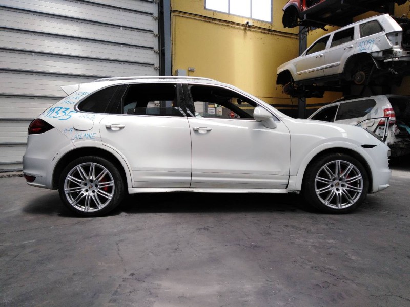 porsche cayenne (typ 92aa) del año 2012