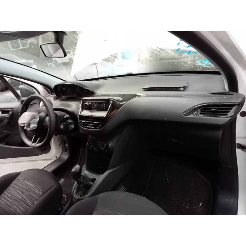 peugeot 208 del año 2018