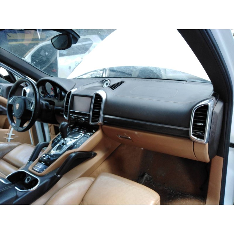 porsche cayenne (typ 92aa) del año 2012