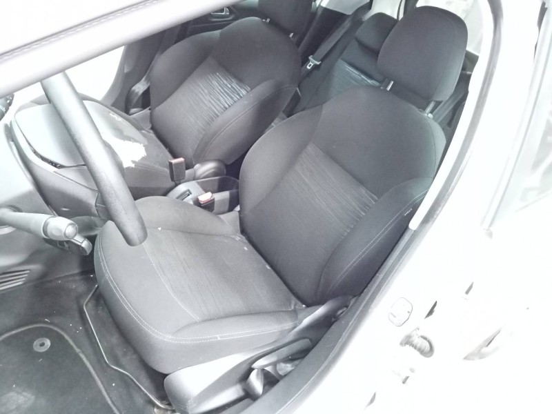 peugeot 208 del año 2018