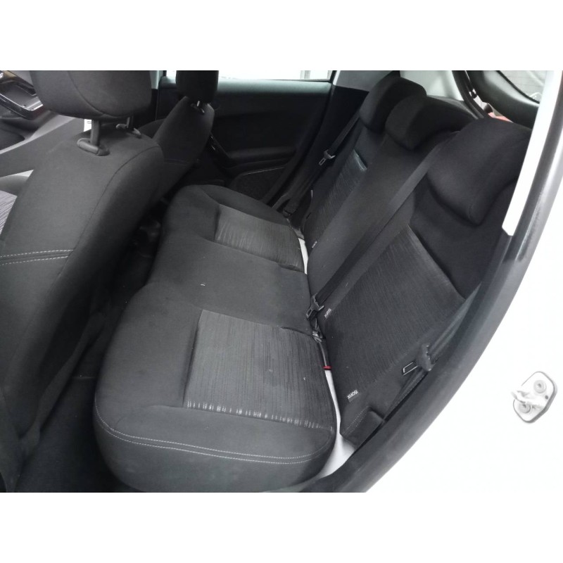 peugeot 208 del año 2018