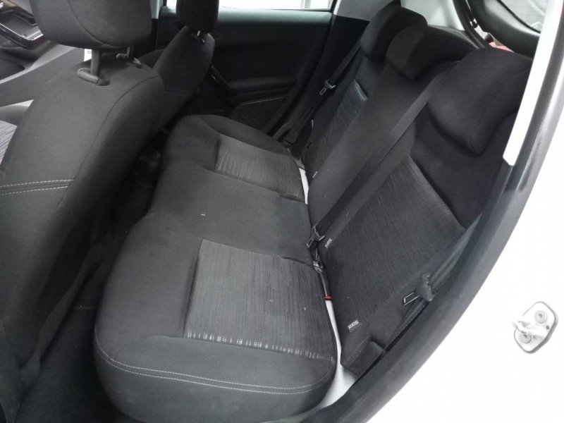 peugeot 208 del año 2018