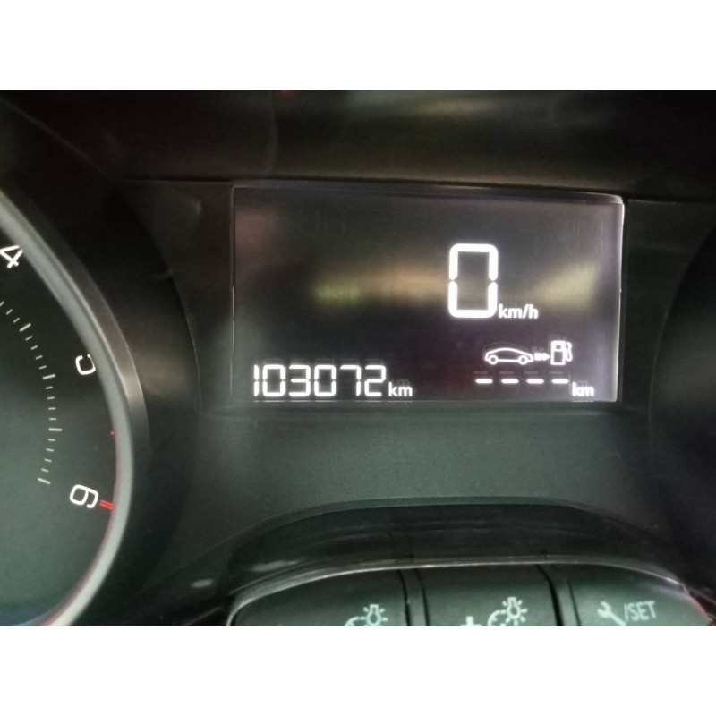 peugeot 208 del año 2018