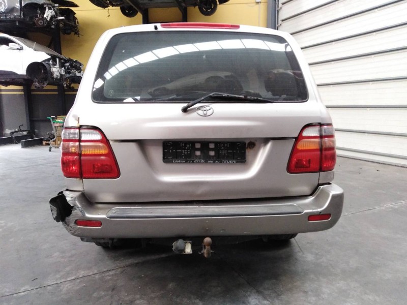 toyota land cruiser (j10) del año 2000