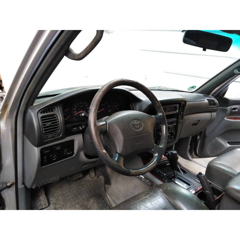 toyota land cruiser (j10) del año 2000