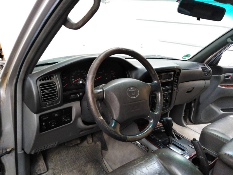 toyota land cruiser (j10) del año 2000