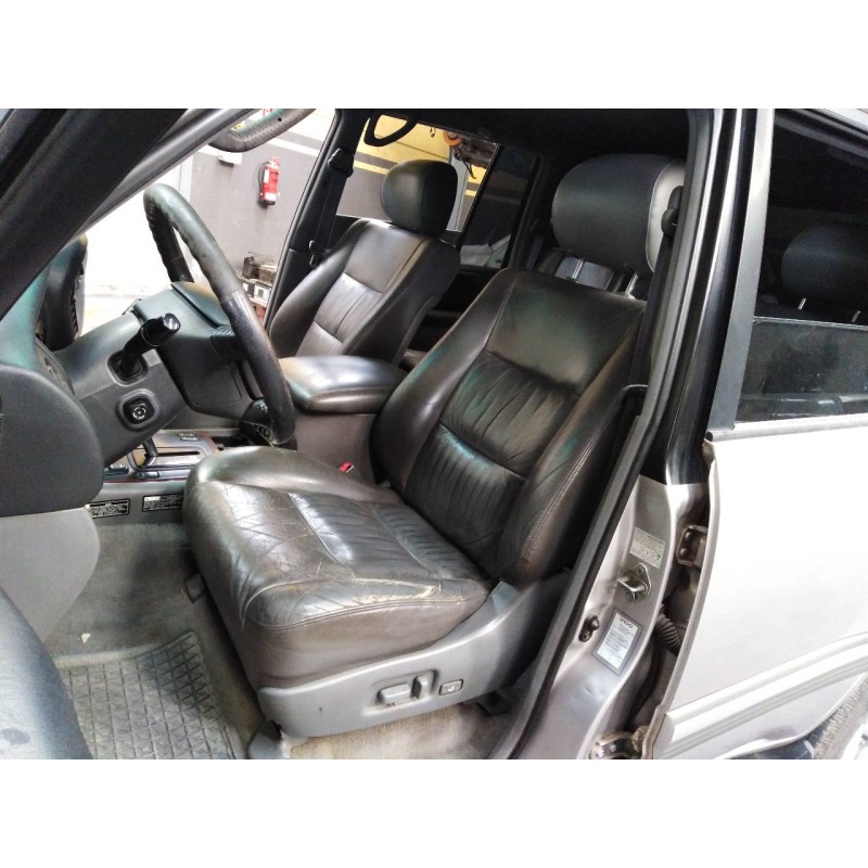 toyota land cruiser (j10) del año 2000