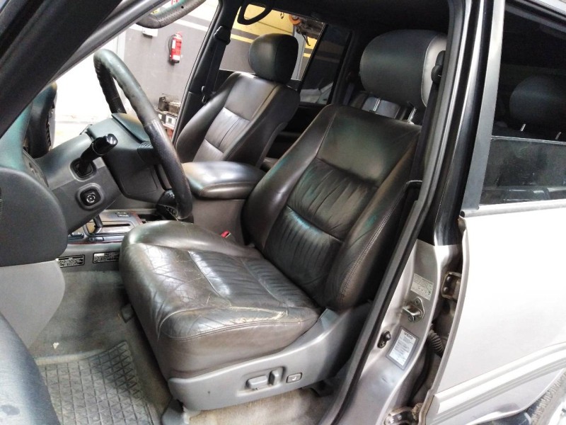 toyota land cruiser (j10) del año 2000