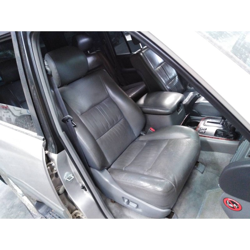 toyota land cruiser (j10) del año 2000