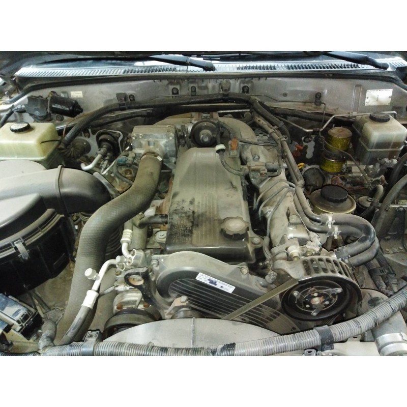 toyota land cruiser (j10) del año 2000