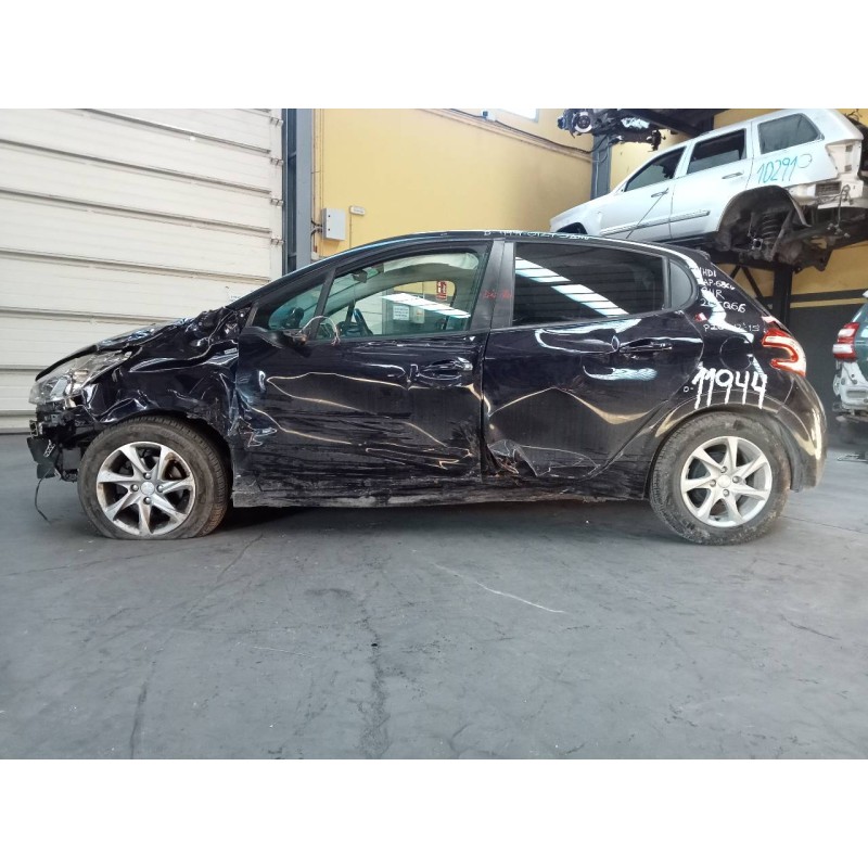 peugeot 208 del año 2014