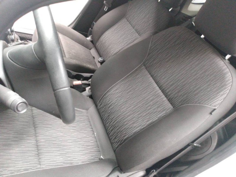 opel astra j lim. 4türig del año 2015