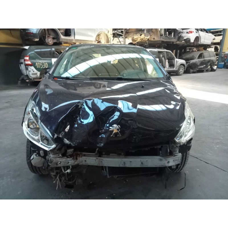 peugeot 208 del año 2014