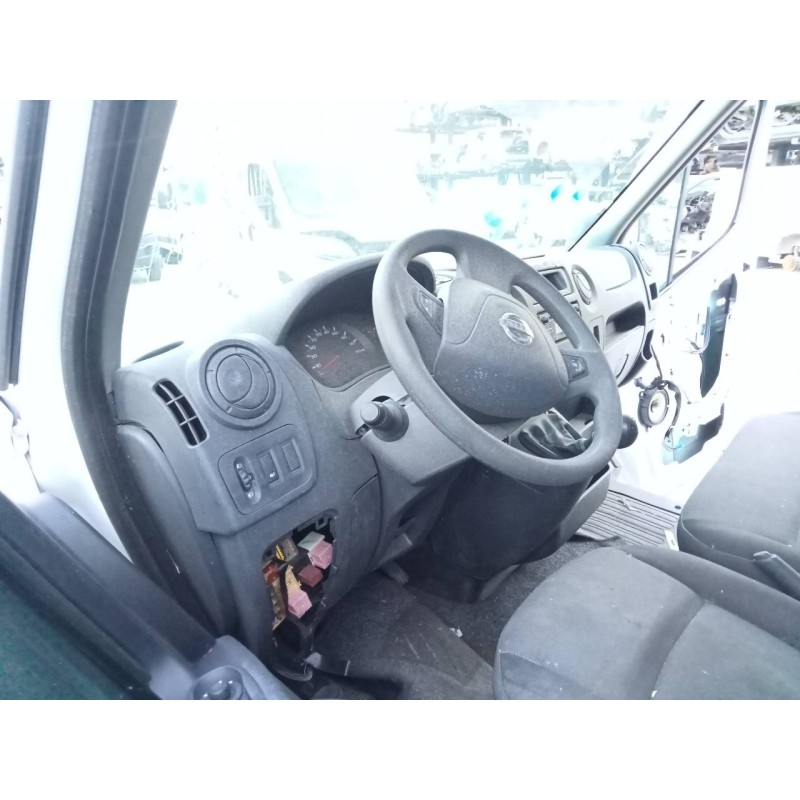 nissan nv 400 del año 2018