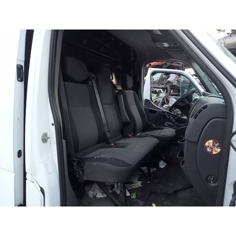 nissan nv 400 del año 2018