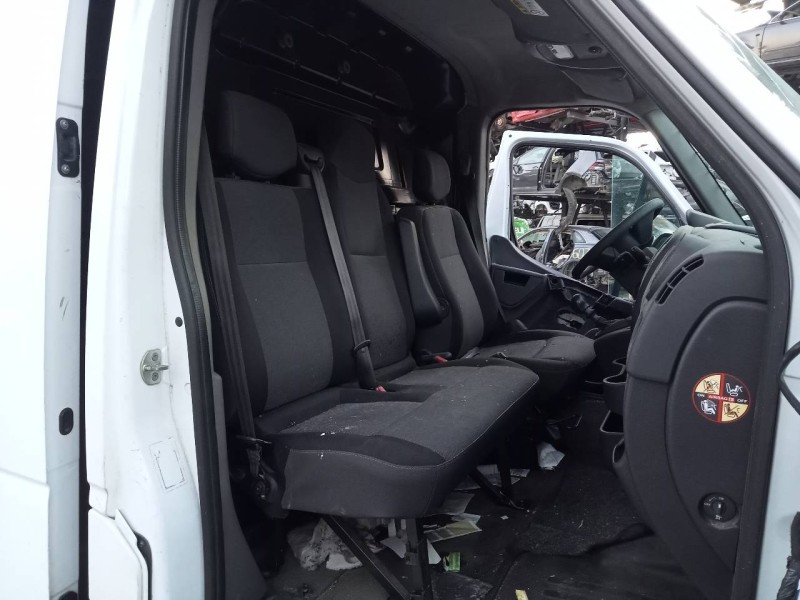 nissan nv 400 del año 2018