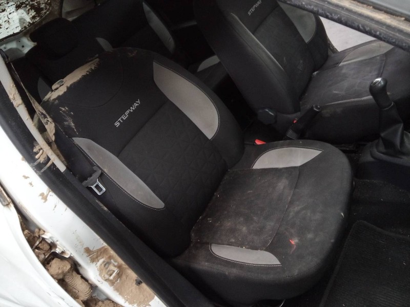 dacia sandero del año 2015