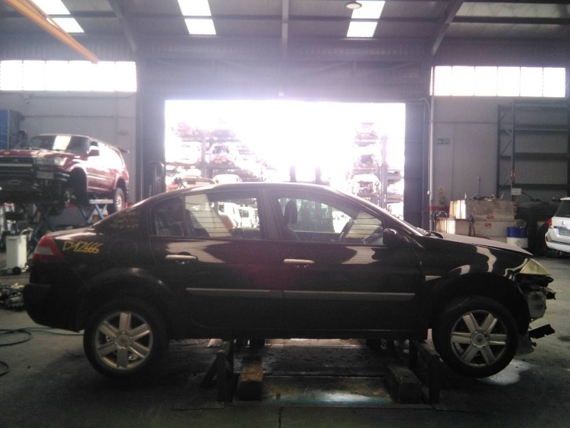 renault megane ii berlina 5p del año 2004