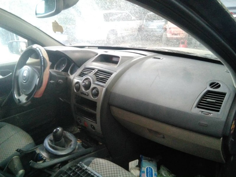 renault megane ii berlina 5p del año 2004