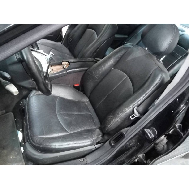 mercedes-benz clase e (w211) berlina del año 2002