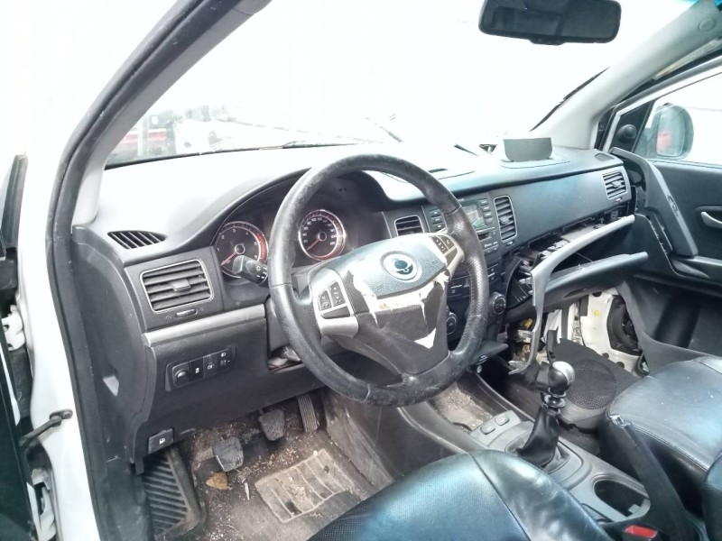 ssangyong korando del año 2010