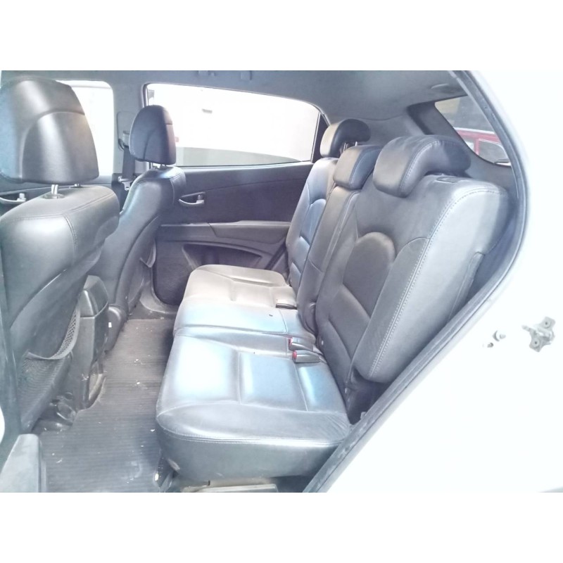 ssangyong korando del año 2010