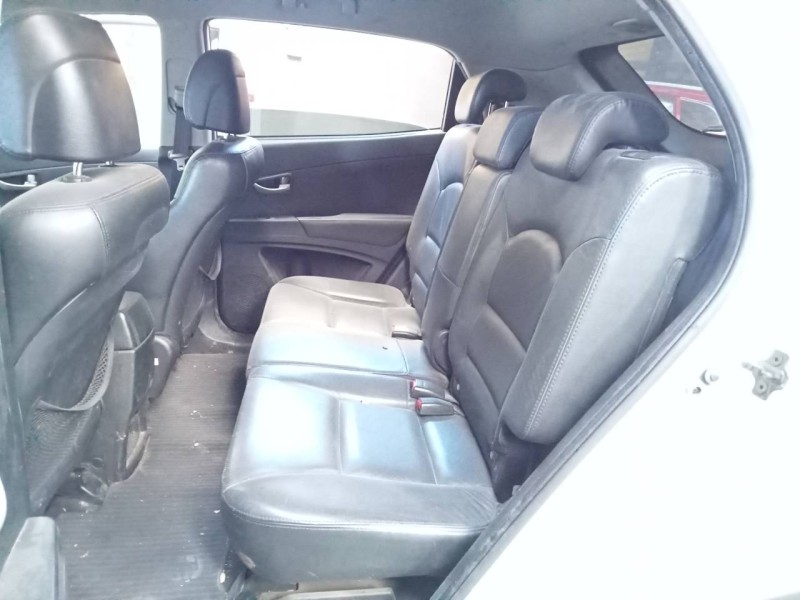 ssangyong korando del año 2010