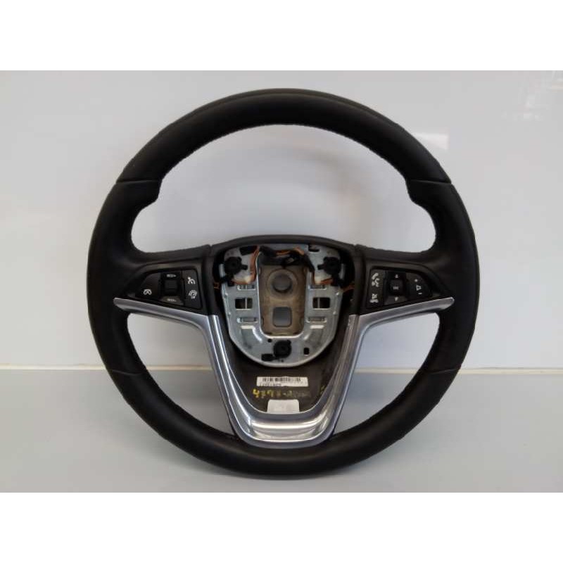 Recambio de volante para opel astra j lim. sportive referencia OEM IAM 13351029 13351029 