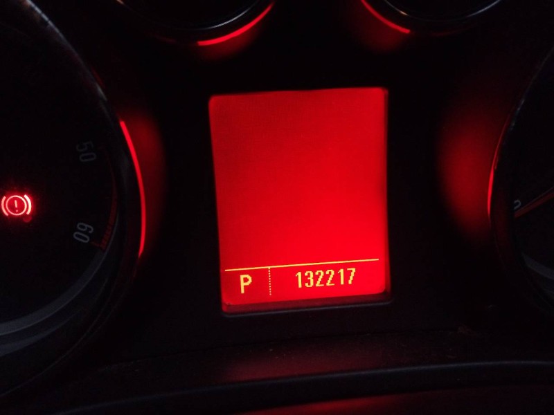 opel insignia sports tourer del año 2011