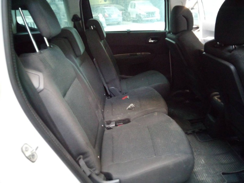 peugeot 5008 del año 2016