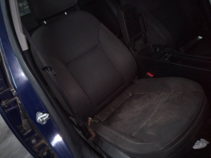 opel insignia sports tourer del año 2011