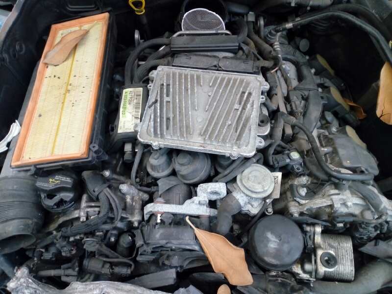 mercedes-benz clase c (w204) berlina del año 2007