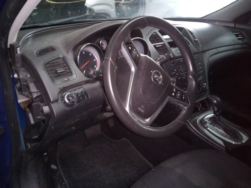 opel insignia sports tourer del año 2011