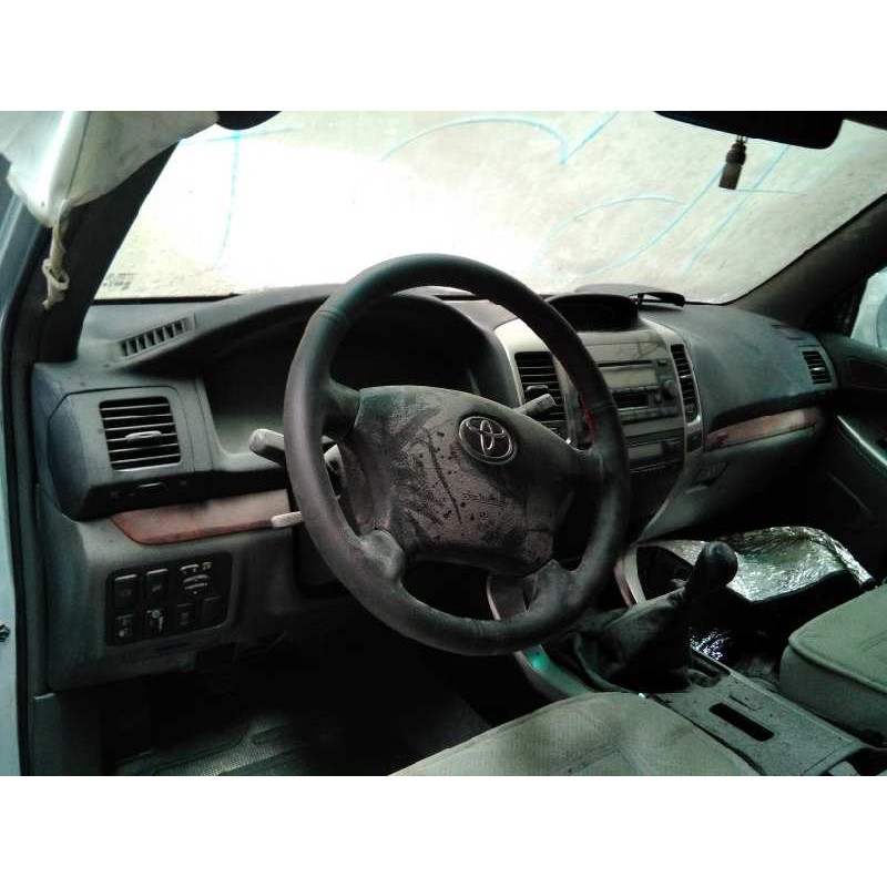 toyota land cruiser (j12) del año 2007