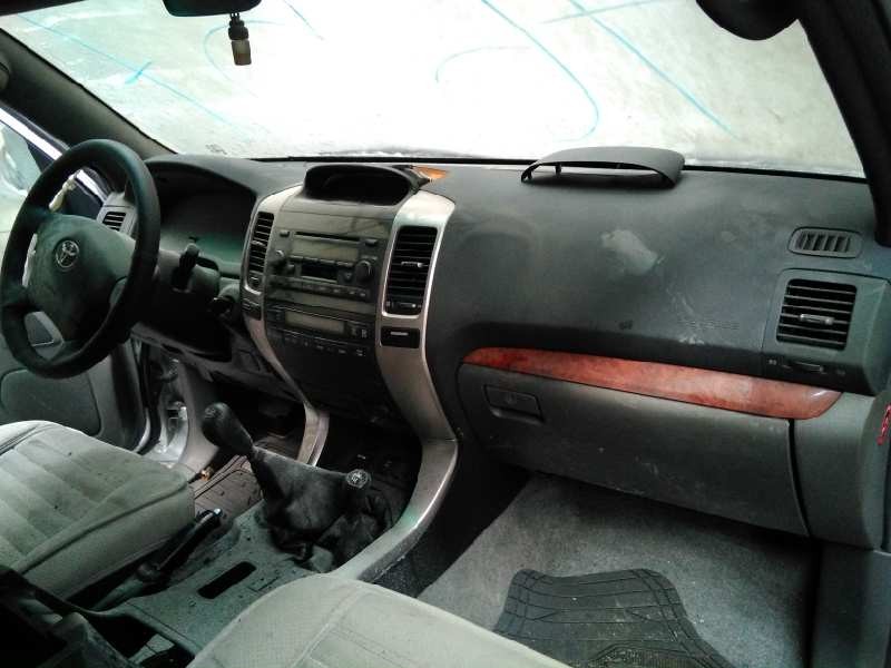 toyota land cruiser (j12) del año 2007