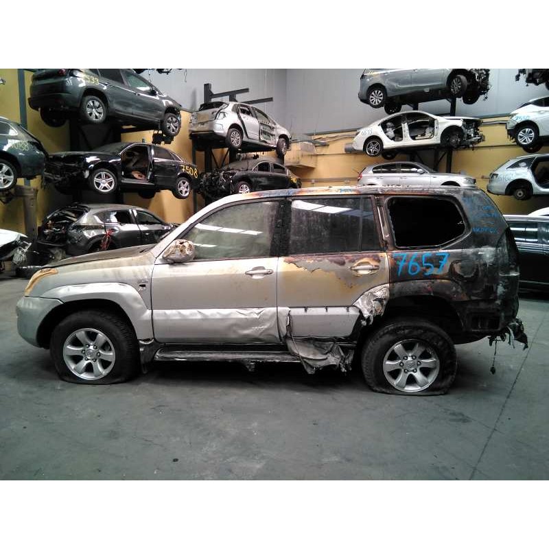 toyota land cruiser (j12) del año 2007
