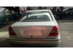 mercedes-benz clase c (w202) berlina del año 1993 2