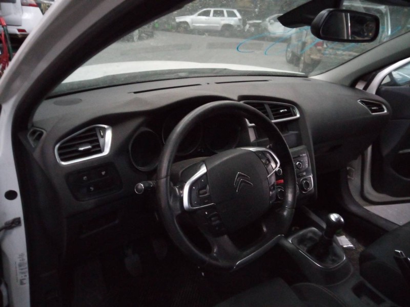 citroën c4 lim. del año 2010